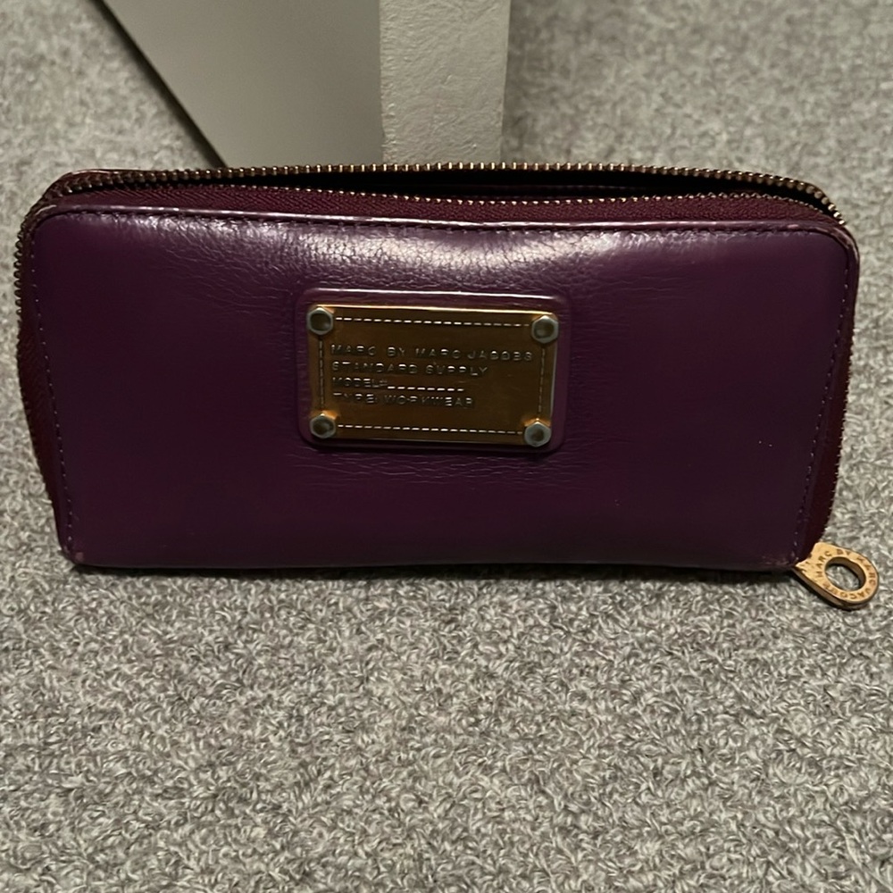 Marc Jacobs wallet